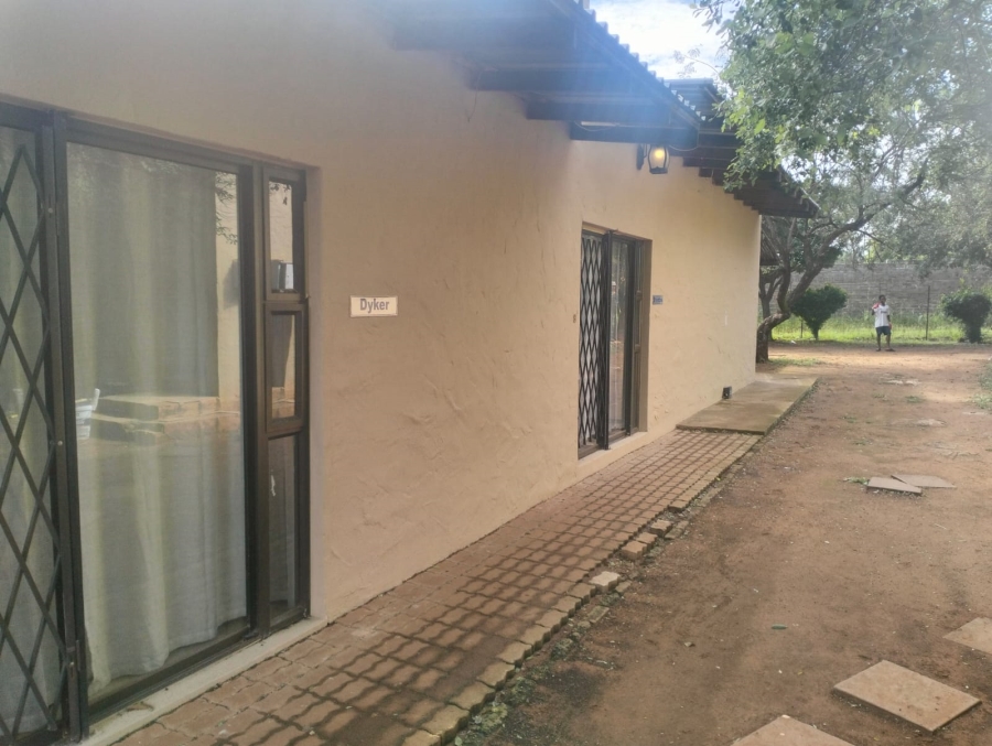 Commercial Property for Sale in Boschfontein A H North West